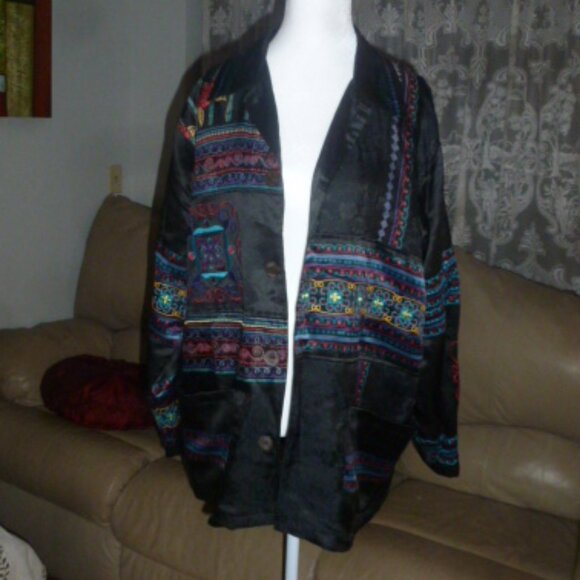 Chico’s Design Embroidered Silk Jacket – Women’s Size 1 (US) - Picture 9 of 14